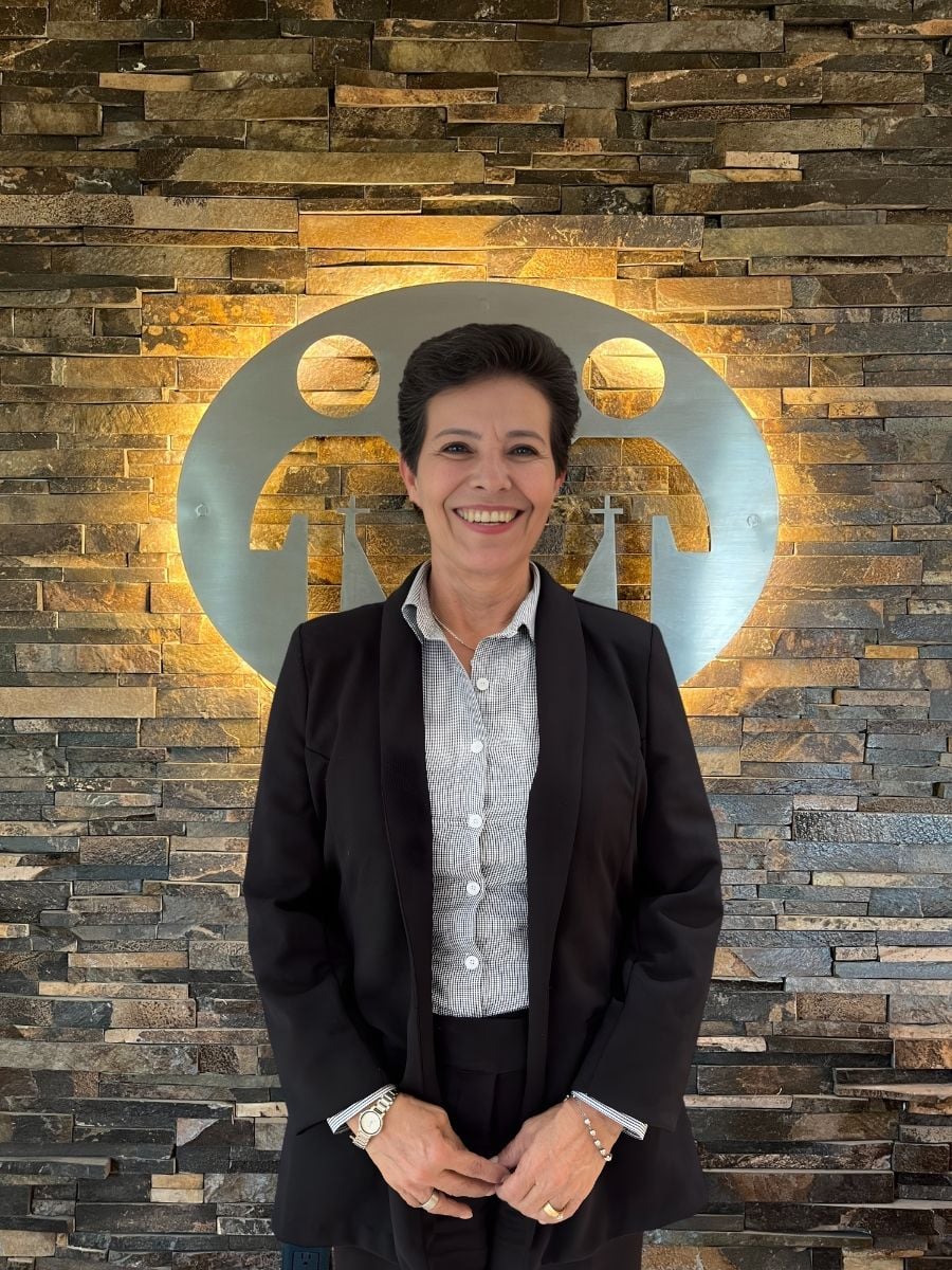 LCP Y MI Virginia Loza Sánchez